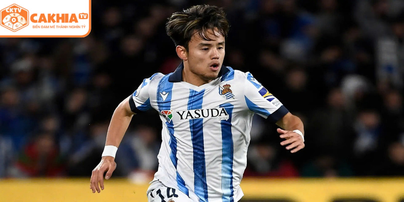 Takefusa Kubo Tài Năng Trẻ Nhật Bản Chinh Phục La Liga 2 Takefusa Kubo trong màu áo trẻ Barcelona tại La Masia